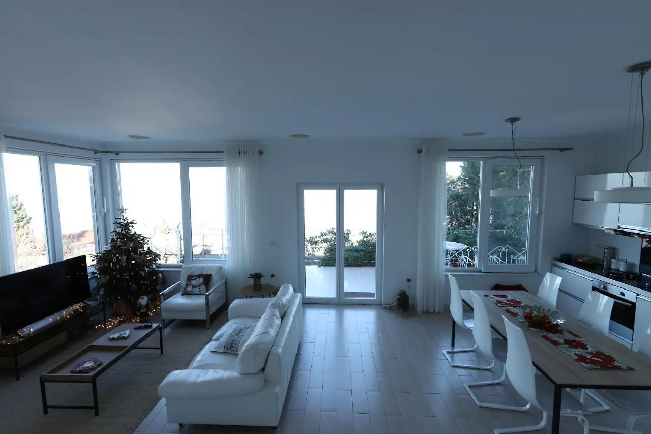 Shiroka Lake Home Holiday home